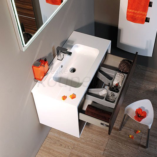 Designová série koupelnového nábytku Erra KROMA - příklad interiérové realizace